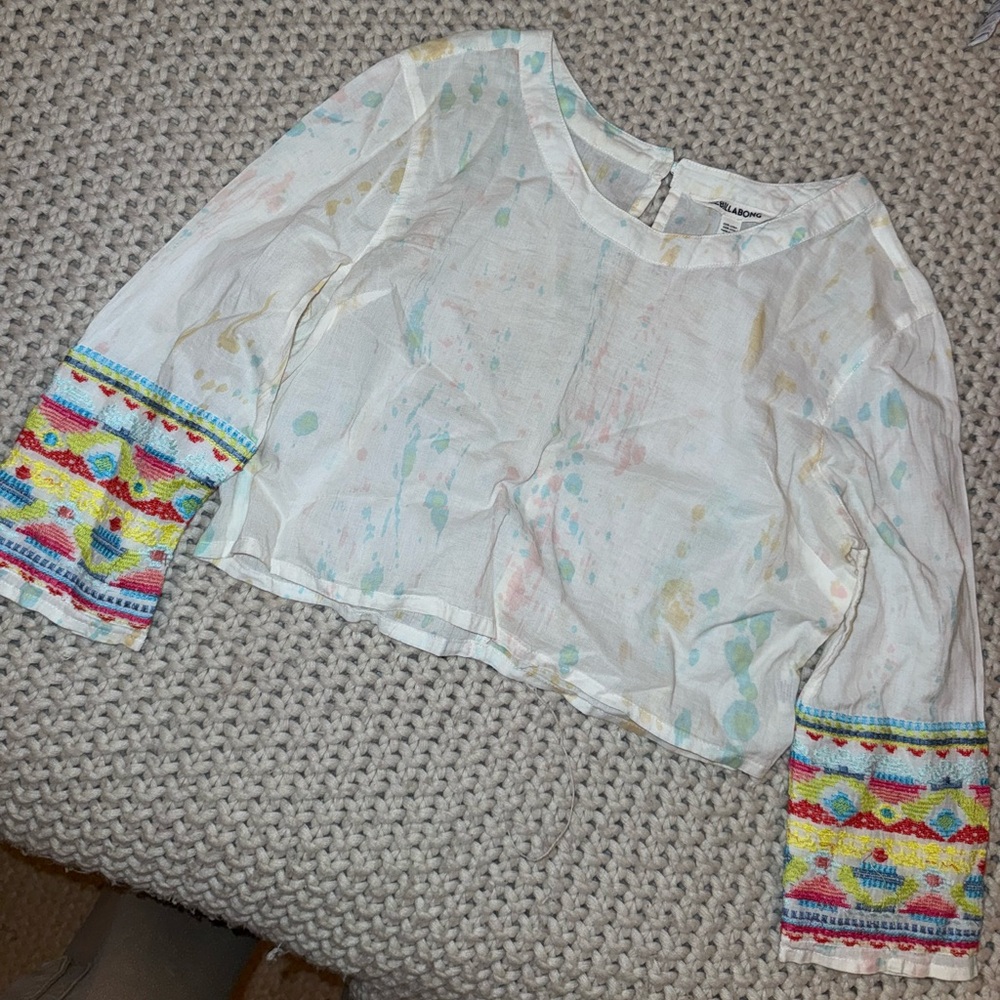 Billabong | Embroidered Long Sleeve Crop Top